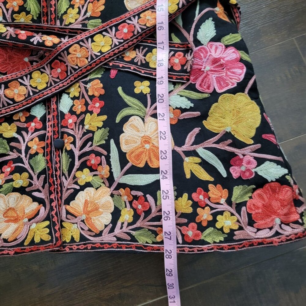 NEW Tach Ingrid Jacket Womens S Boho Chic Vintage 70s Embroidered Floral Cozy - Picture 9 of 9